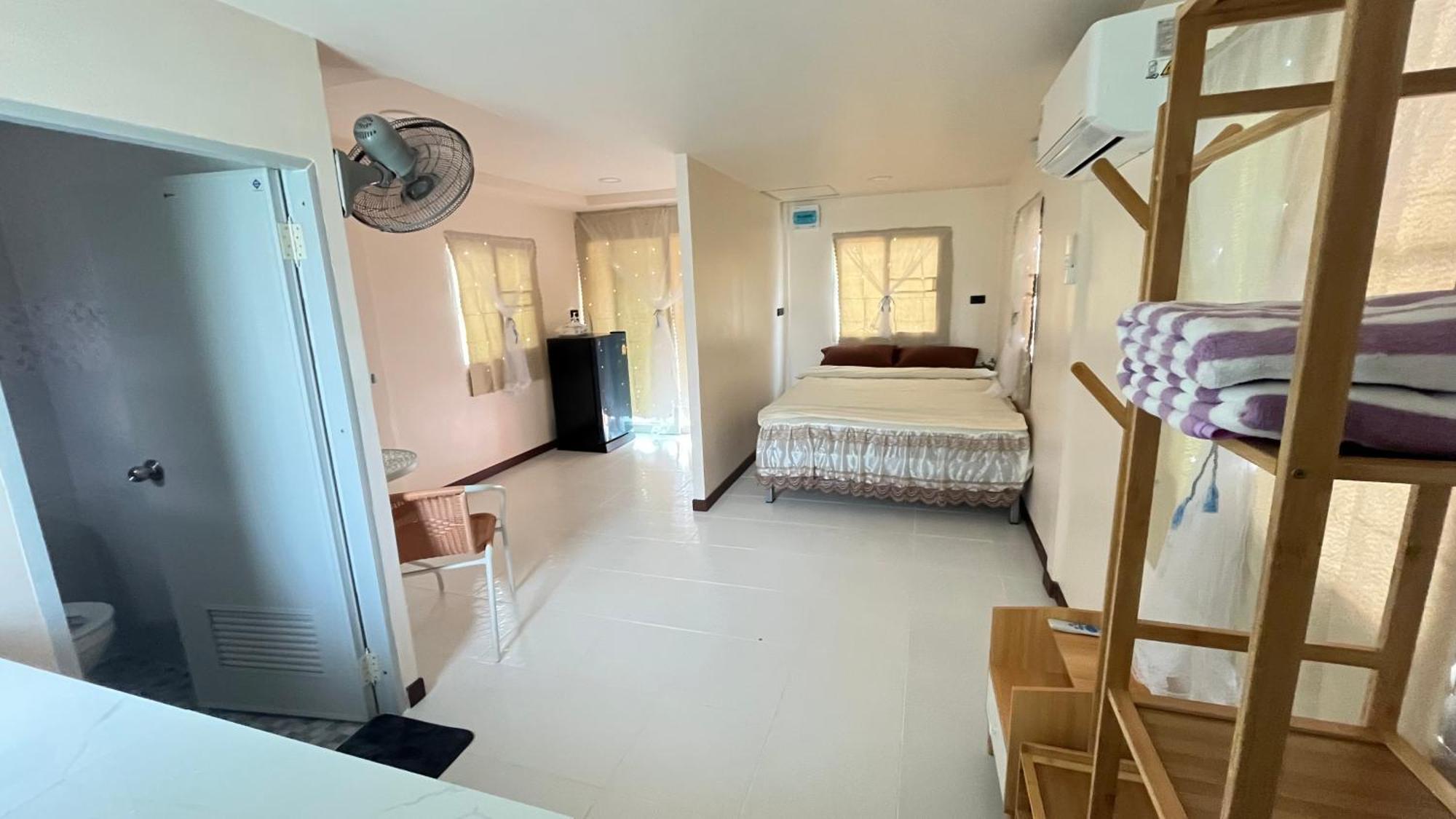 Aiem-Wilai Guesthouse Surat Thani Zewnętrze zdjęcie