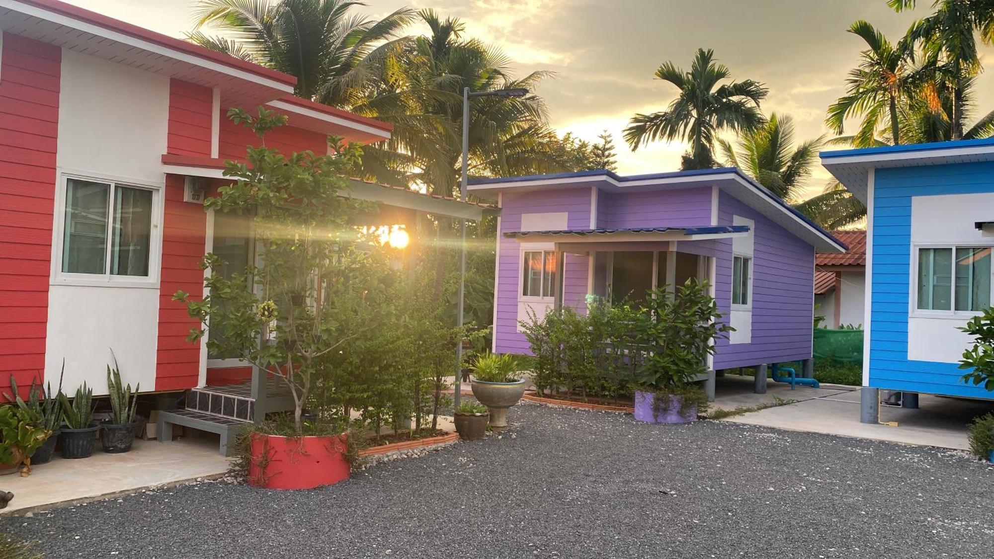 Aiem-Wilai Guesthouse Surat Thani Zewnętrze zdjęcie