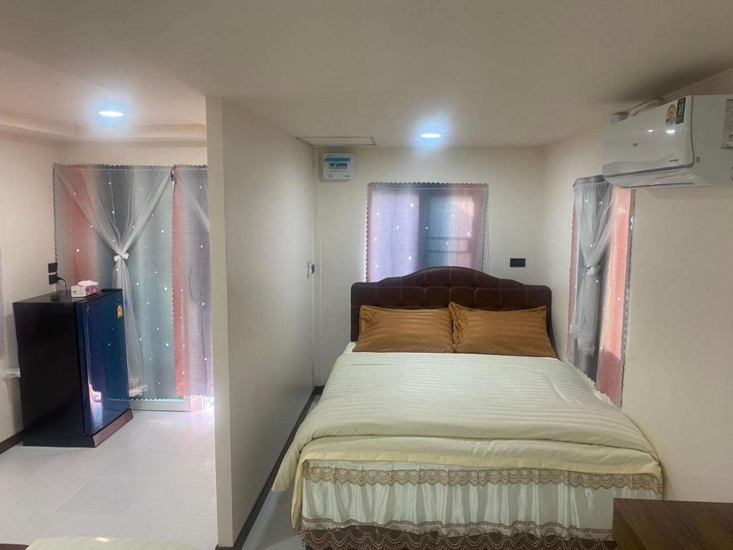 Aiem-Wilai Guesthouse Surat Thani Zewnętrze zdjęcie