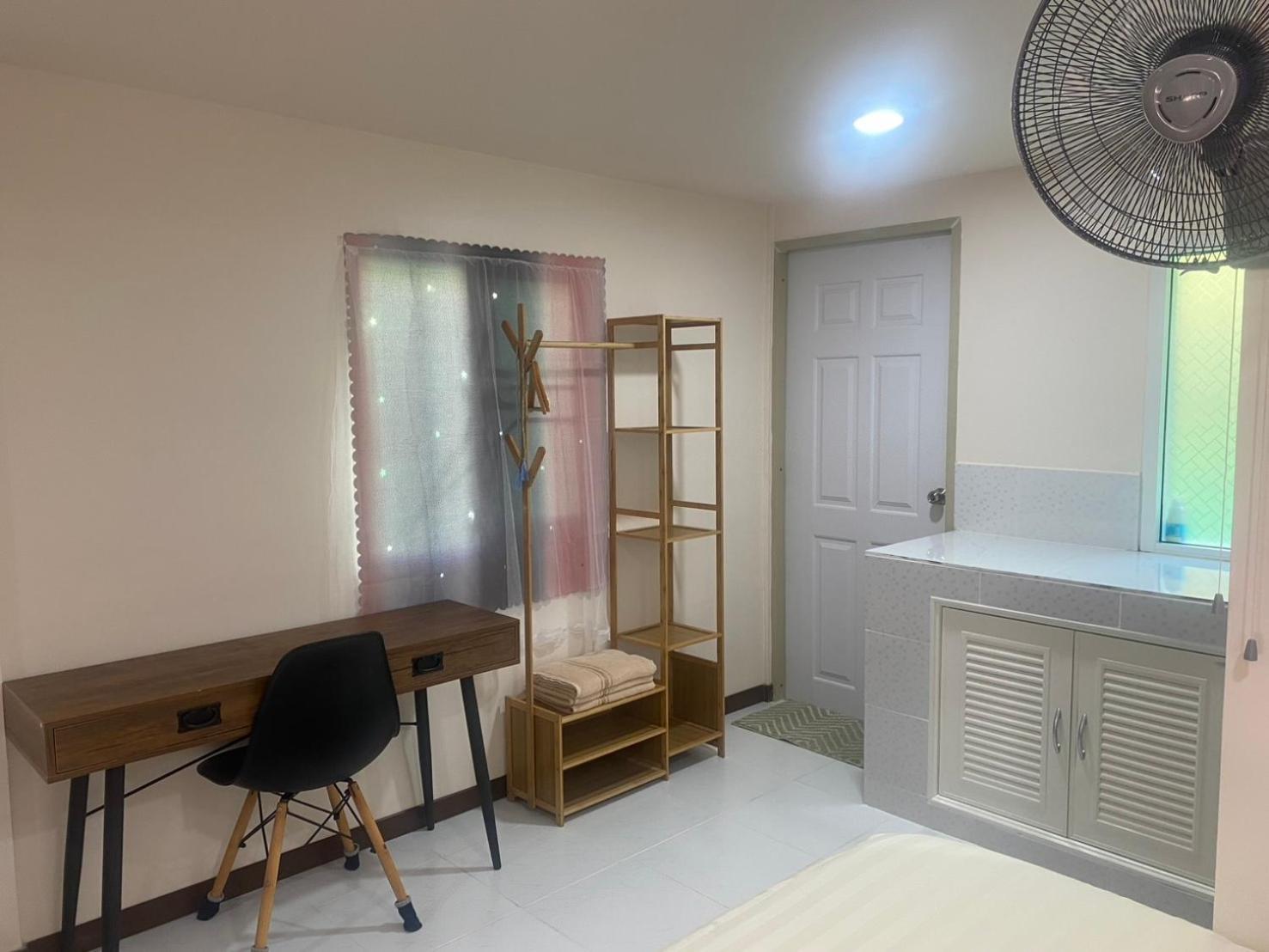 Aiem-Wilai Guesthouse Surat Thani Zewnętrze zdjęcie
